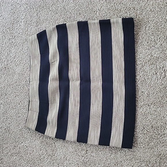 Ann Taylor Loft Skirt Size 10 - Picture 2 of 4